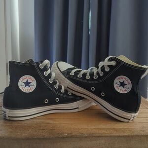 Converse Shoes Womens 6 / Mens 4 Black Chuck Taylor All Star High Top Sneakers
